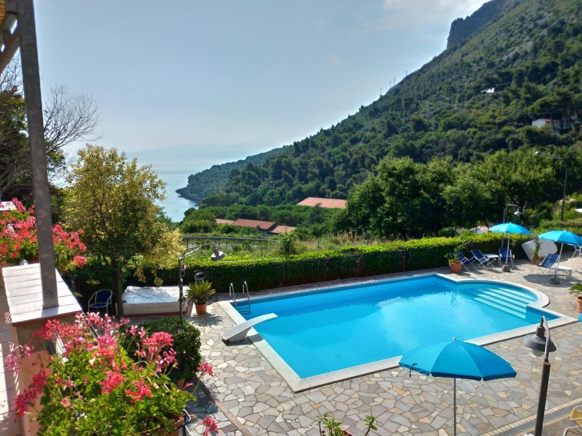 Bed & Breakfast Laino Maratea Exteriör bild